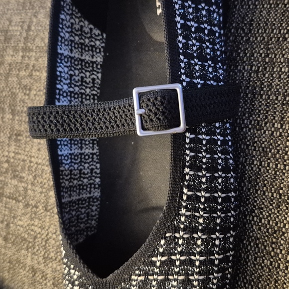 Vivaia Margot Square Toe Black/White Mary Jane Flats Size 10 (41.5) - Picture 8 of 10